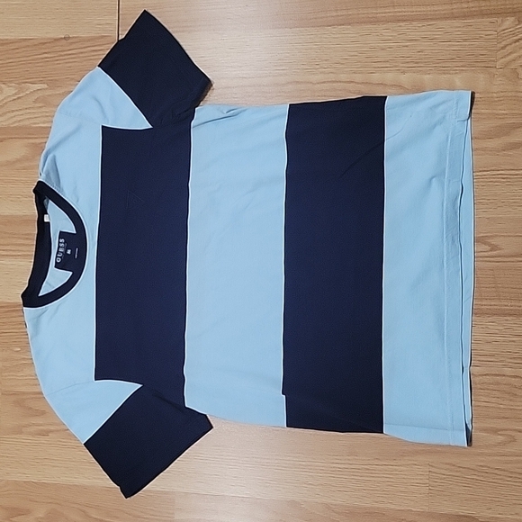Guess mens size medium like new stripped shirt - Picture 1 of 7